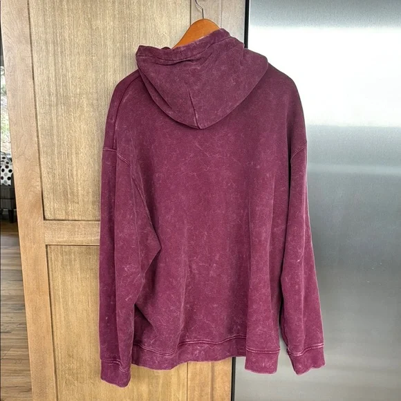 Jordan Men's Burgundy Hoodie - Picture 4 of 4
